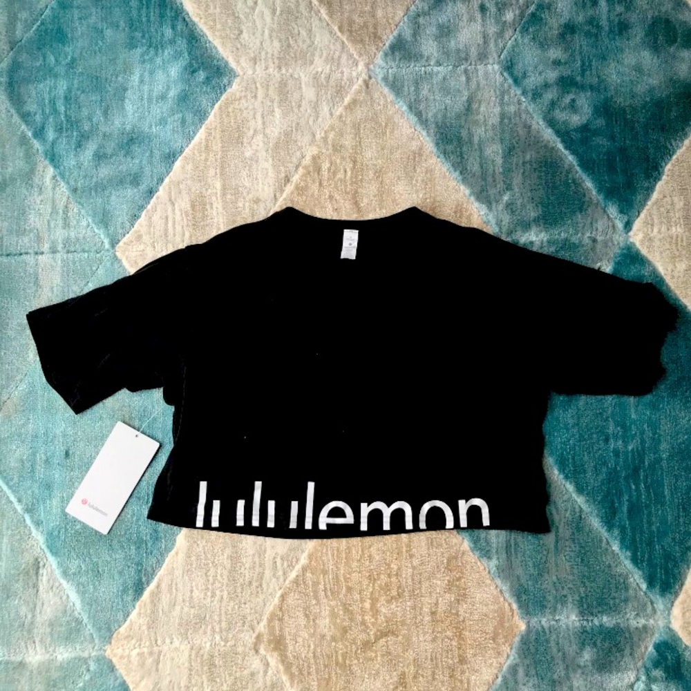 ISO Lululemon Cortes Crop